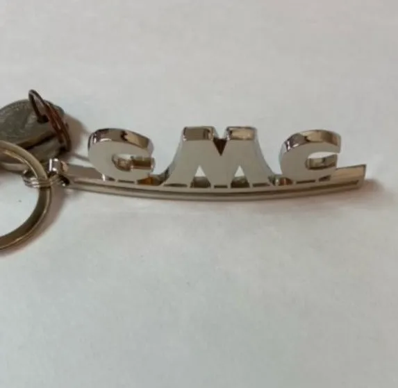 1 GMC 1947-1954 Grill Emblem Keychain