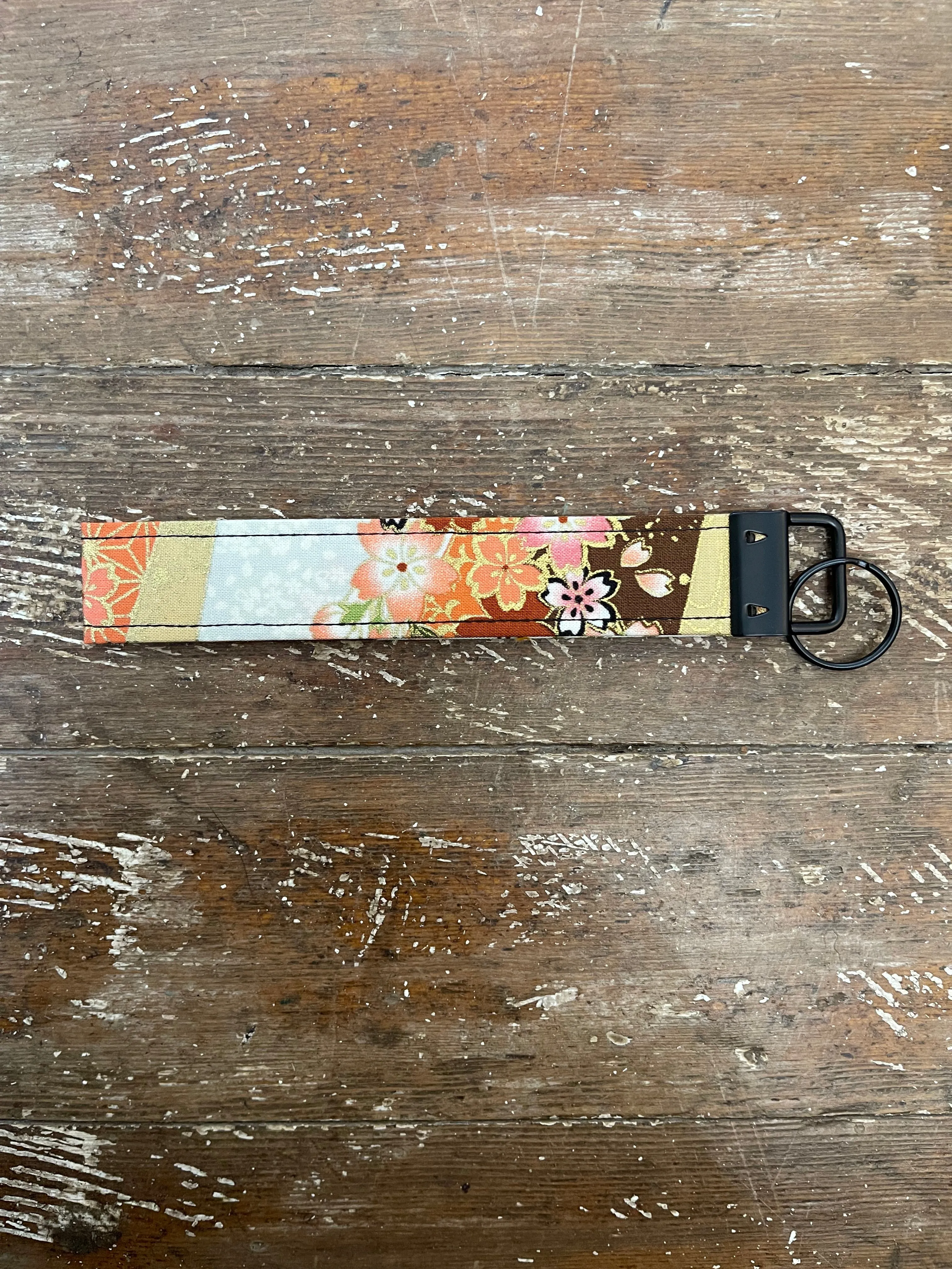 6" LANYARD KEYCHAIN