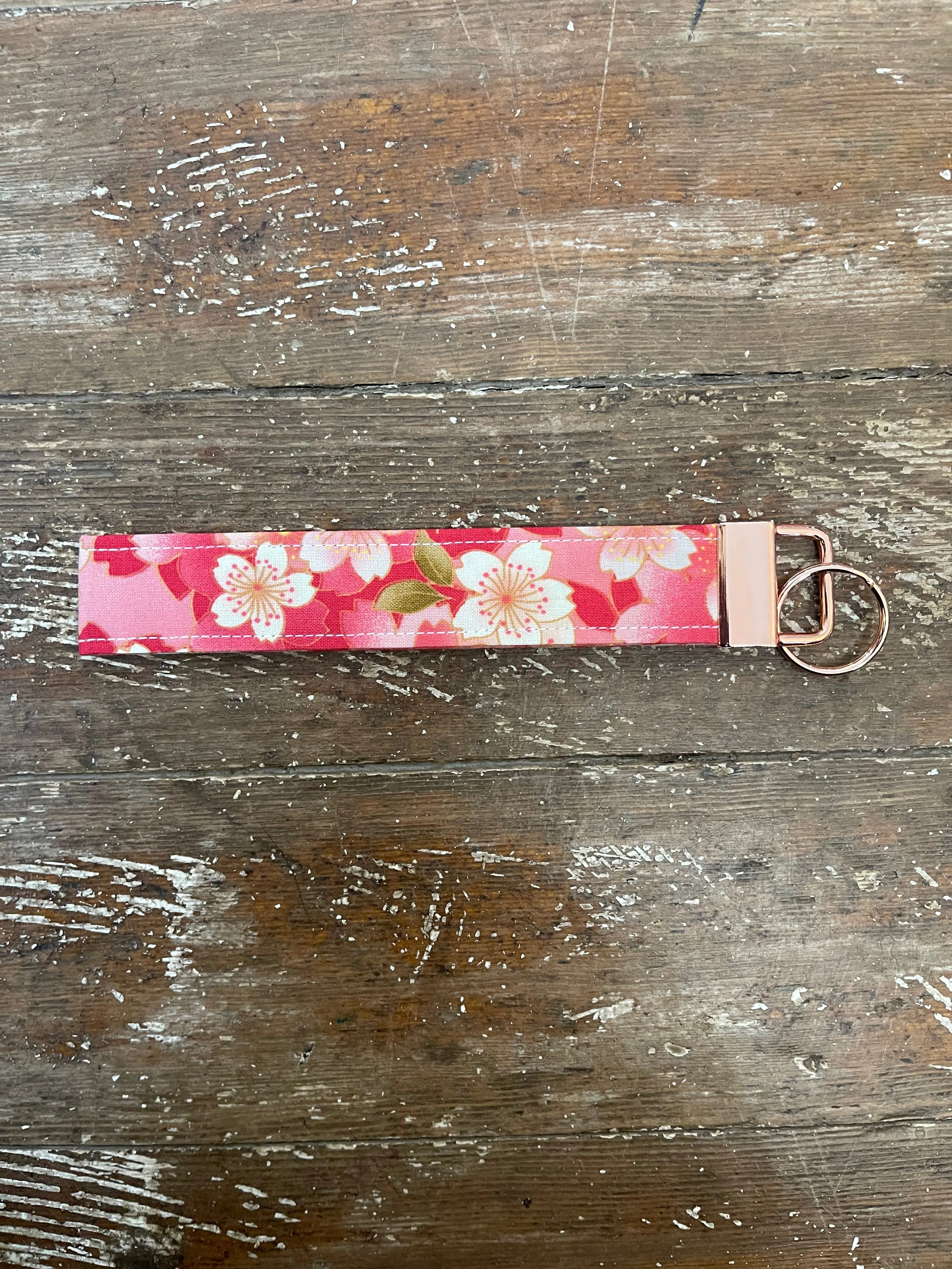 6" LANYARD KEYCHAIN