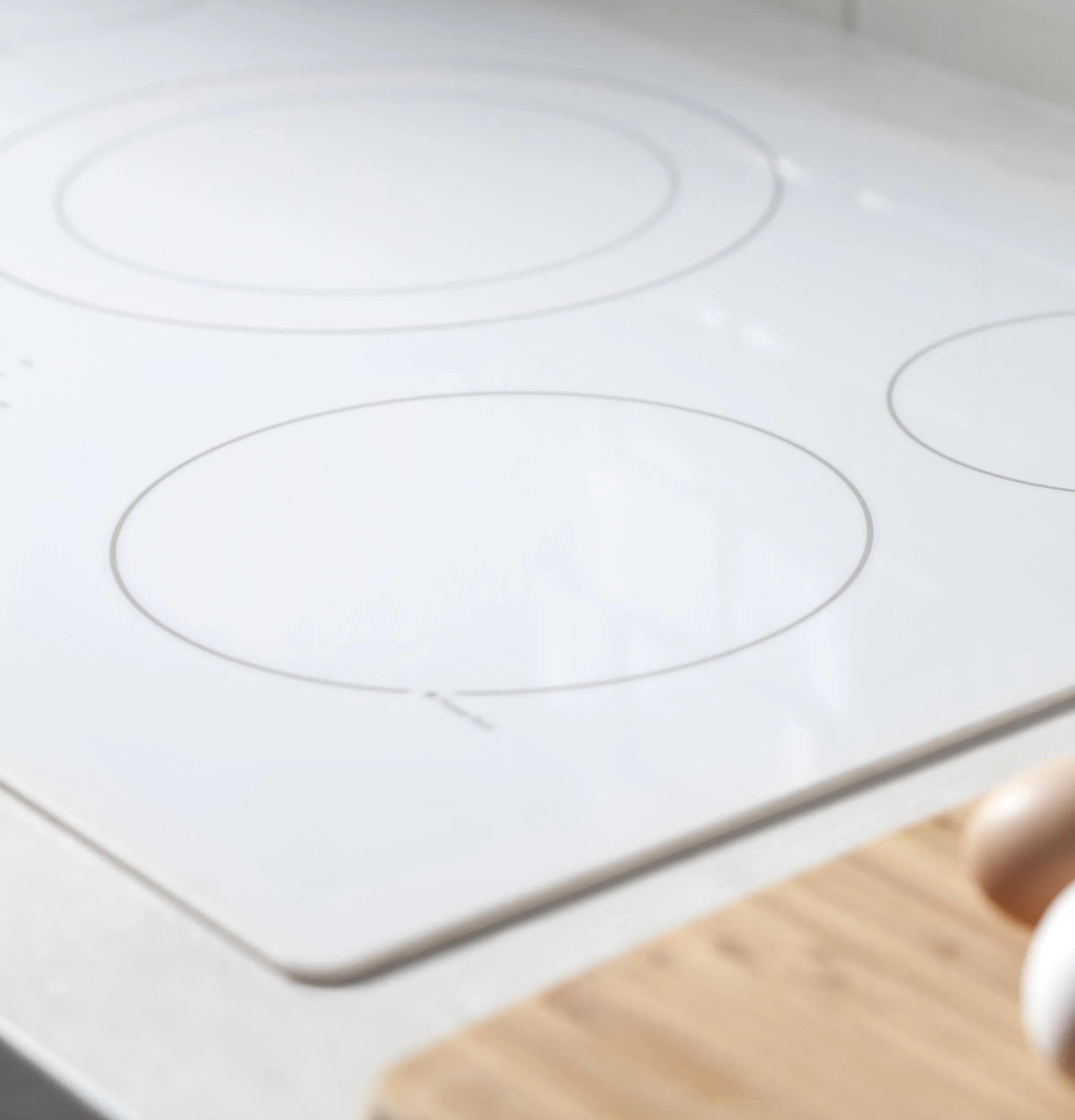 JP3036TLWW GE® 36" Built-In Knob Control Electric Cooktop