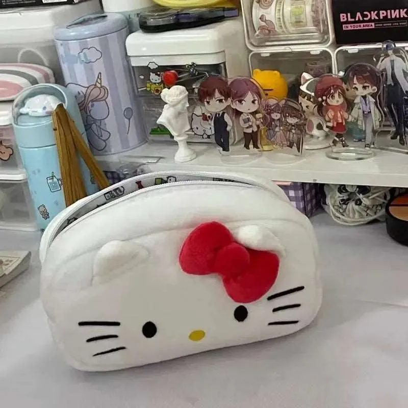 Kawaii Hello Kitty Cosmetic Pouch
