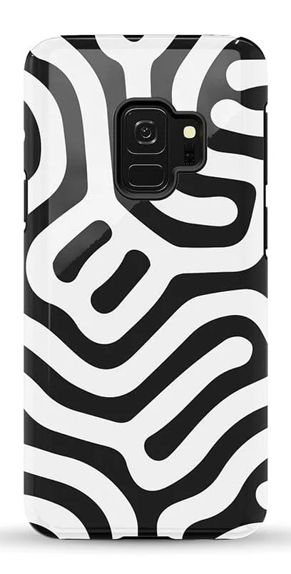 Maze | High Contrast Design Case