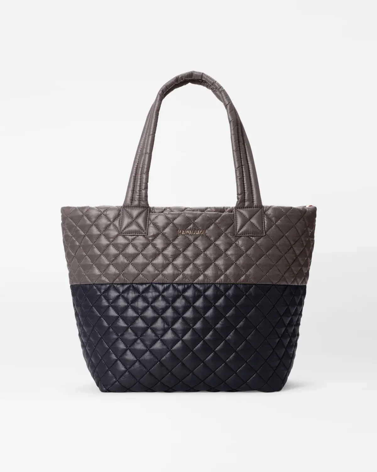Medium Metro Tote Deluxe | Black Magnet