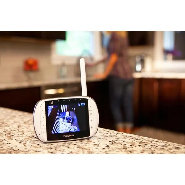 Motorola Digital Video Baby Monitor White MBP36S