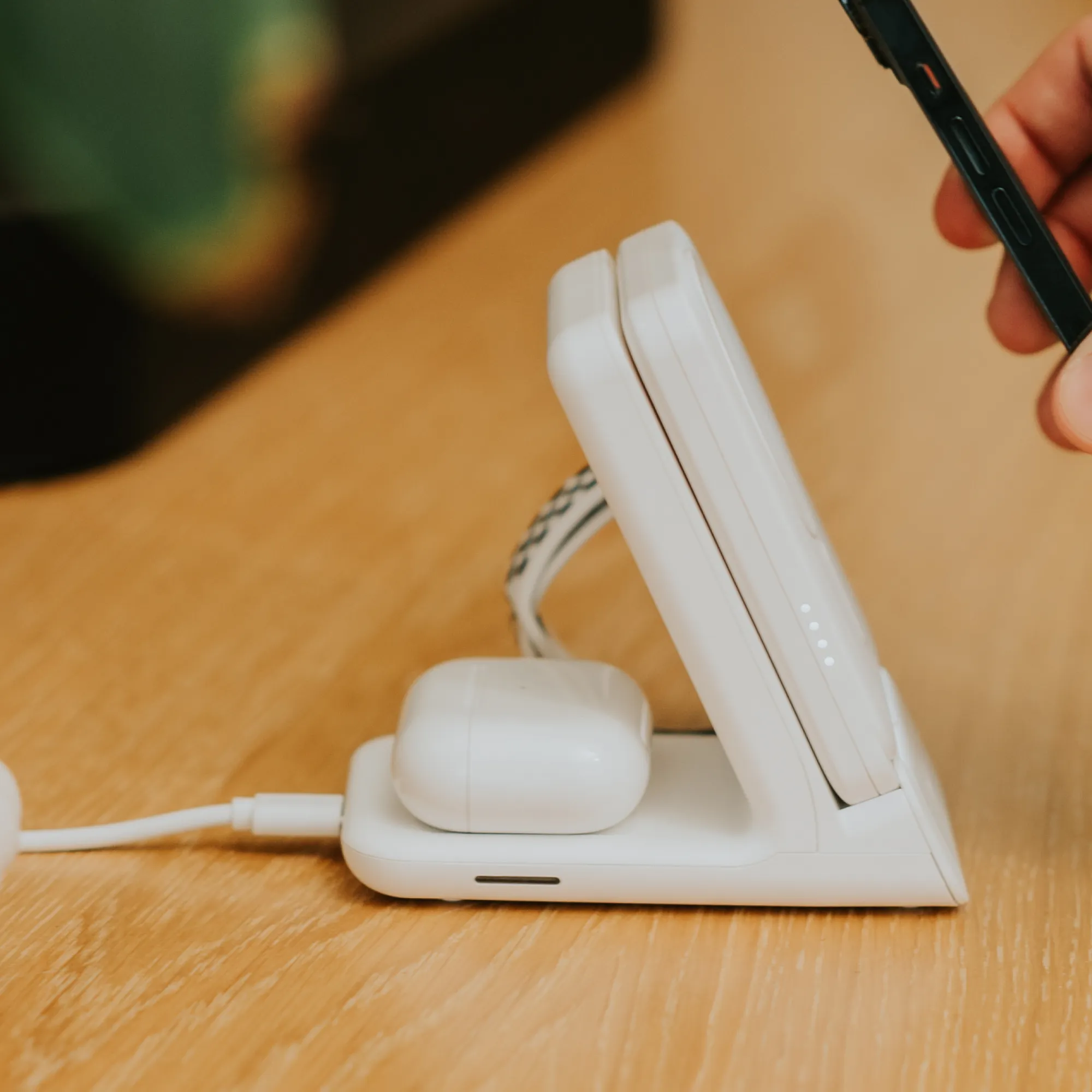 PowerDock - 3 in 1 Charging Station
