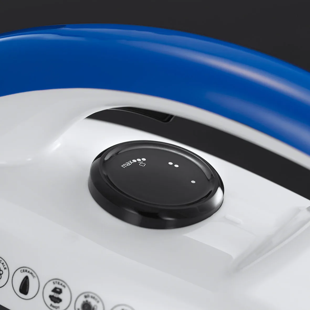 Russell Hobbs 2600w 1.4L Steam Generator Iron