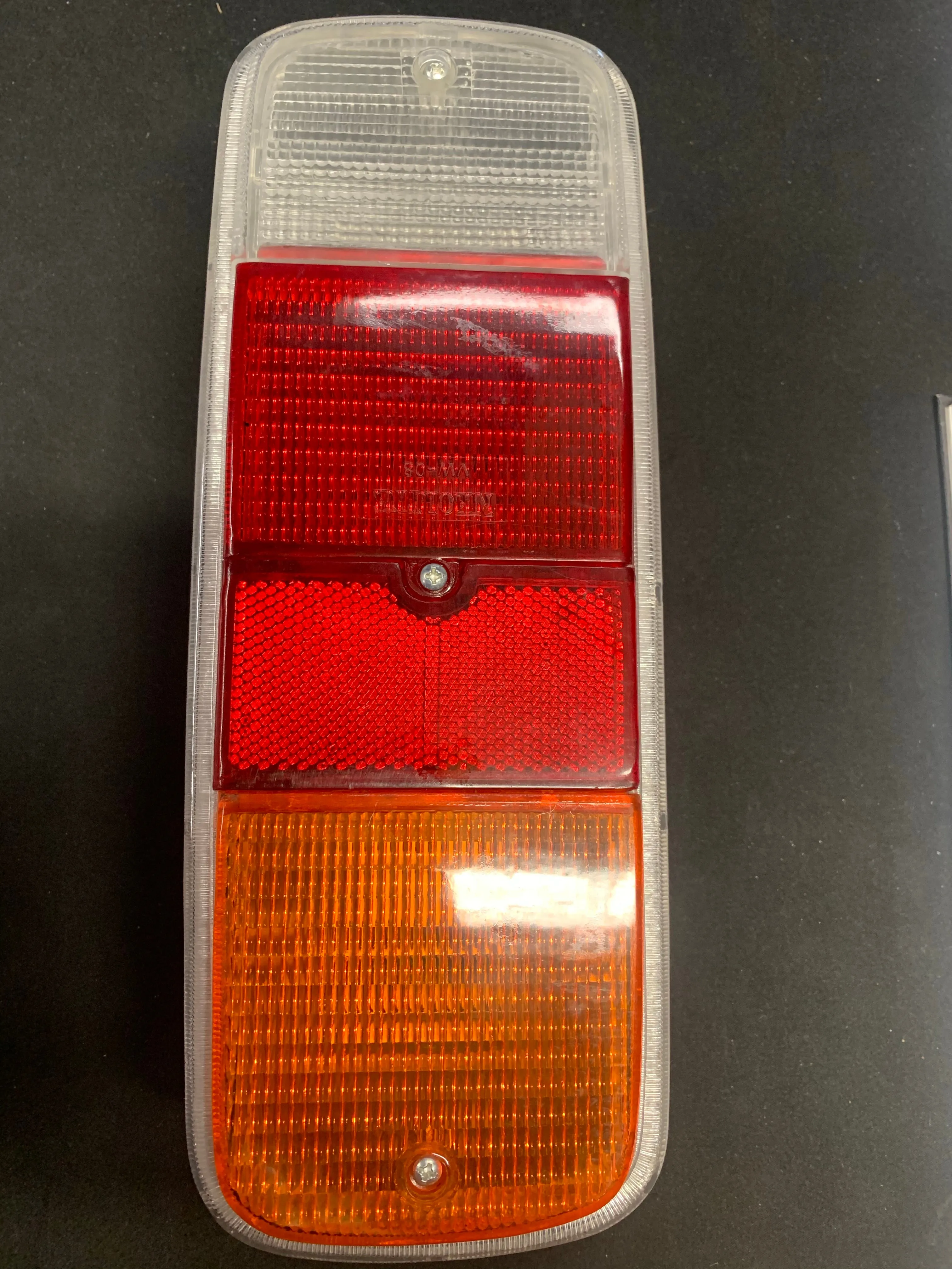 Tail Light COMPLETE, Kombi 1972-79