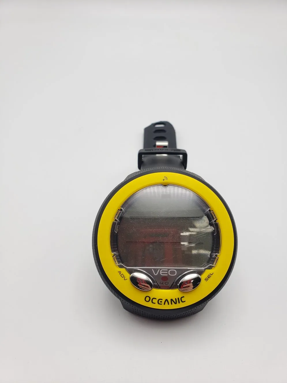 USED Oceanic VEO 4.0 Wrist Computer - Yellow